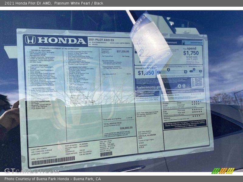 Platinum White Pearl / Black 2021 Honda Pilot EX AWD