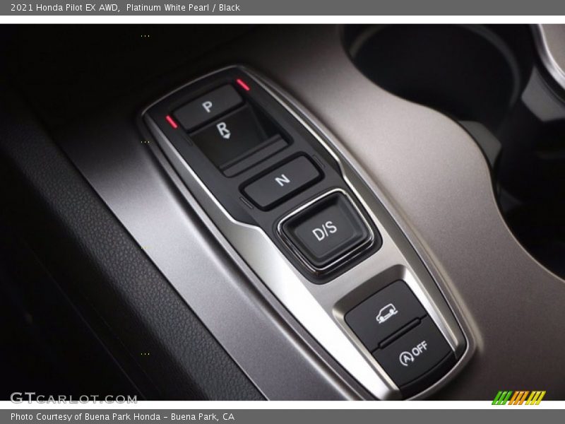 Platinum White Pearl / Black 2021 Honda Pilot EX AWD