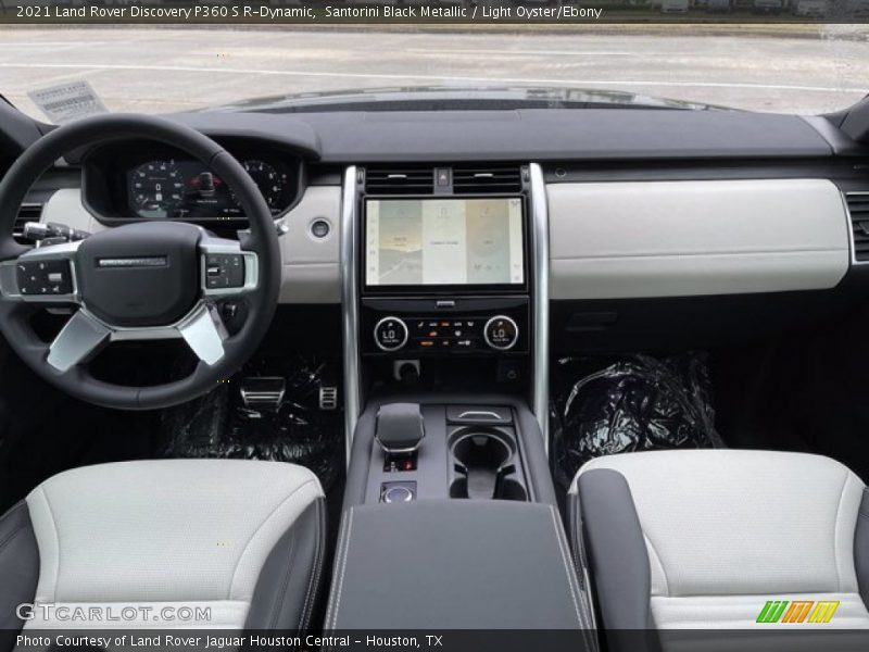 Dashboard of 2021 Discovery P360 S R-Dynamic