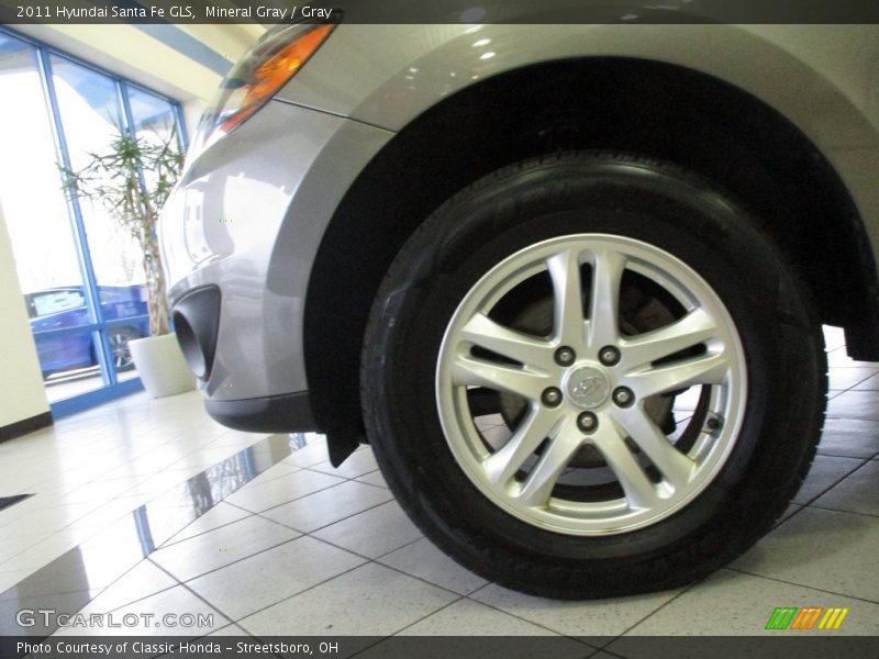 Mineral Gray / Gray 2011 Hyundai Santa Fe GLS
