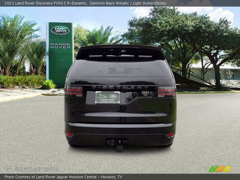 Santorini Black Metallic / Light Oyster/Ebony 2021 Land Rover Discovery P360 S R-Dynamic