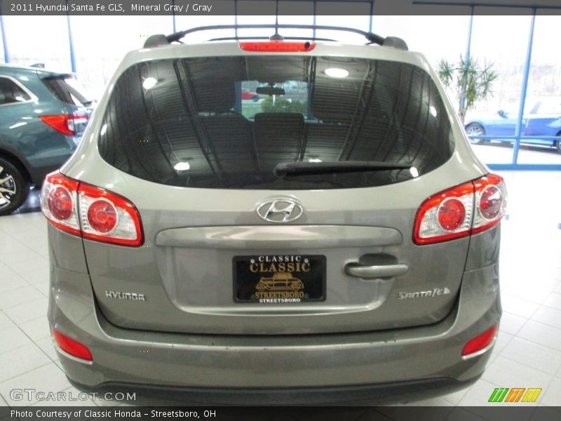 Mineral Gray / Gray 2011 Hyundai Santa Fe GLS