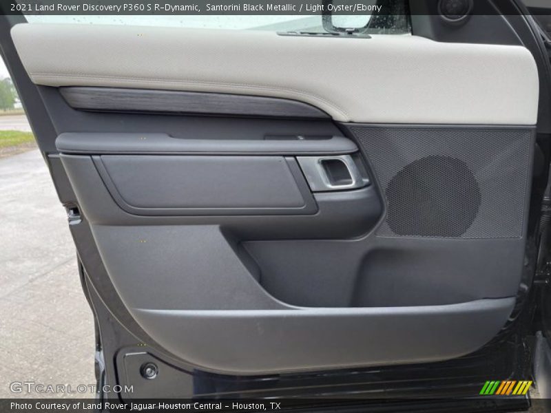Santorini Black Metallic / Light Oyster/Ebony 2021 Land Rover Discovery P360 S R-Dynamic