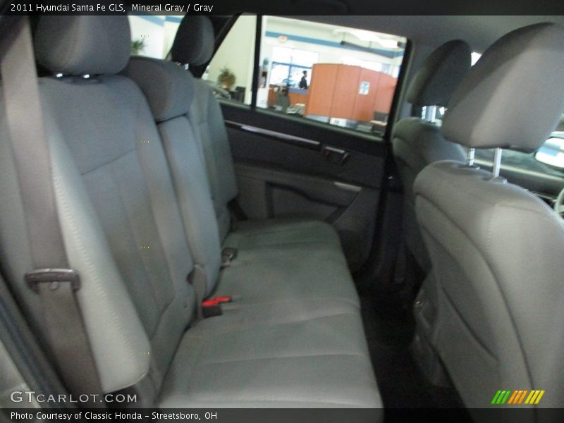 Mineral Gray / Gray 2011 Hyundai Santa Fe GLS