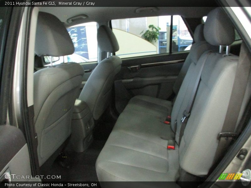 Mineral Gray / Gray 2011 Hyundai Santa Fe GLS