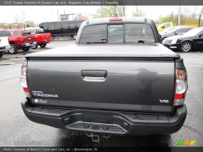 Magnetic Gray Metallic / Graphite 2015 Toyota Tacoma V6 Double Cab 4x4