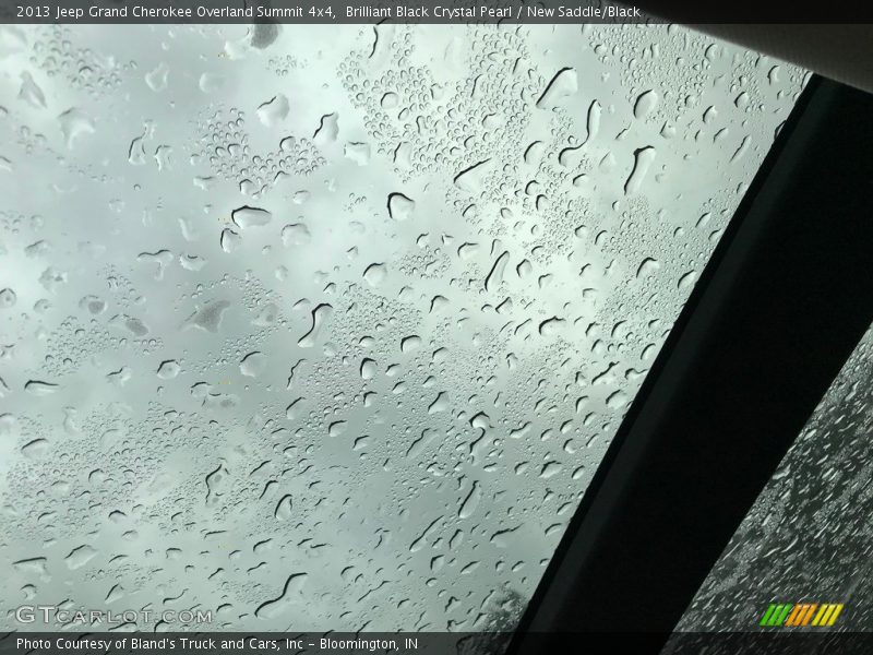 Brilliant Black Crystal Pearl / New Saddle/Black 2013 Jeep Grand Cherokee Overland Summit 4x4