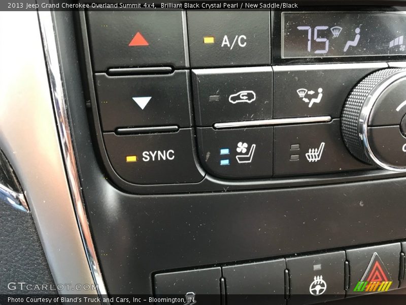Brilliant Black Crystal Pearl / New Saddle/Black 2013 Jeep Grand Cherokee Overland Summit 4x4