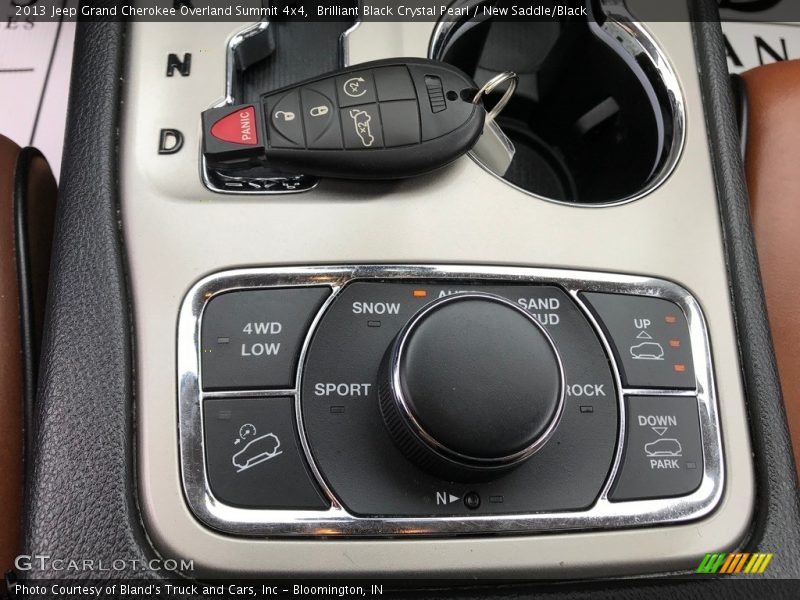 Brilliant Black Crystal Pearl / New Saddle/Black 2013 Jeep Grand Cherokee Overland Summit 4x4