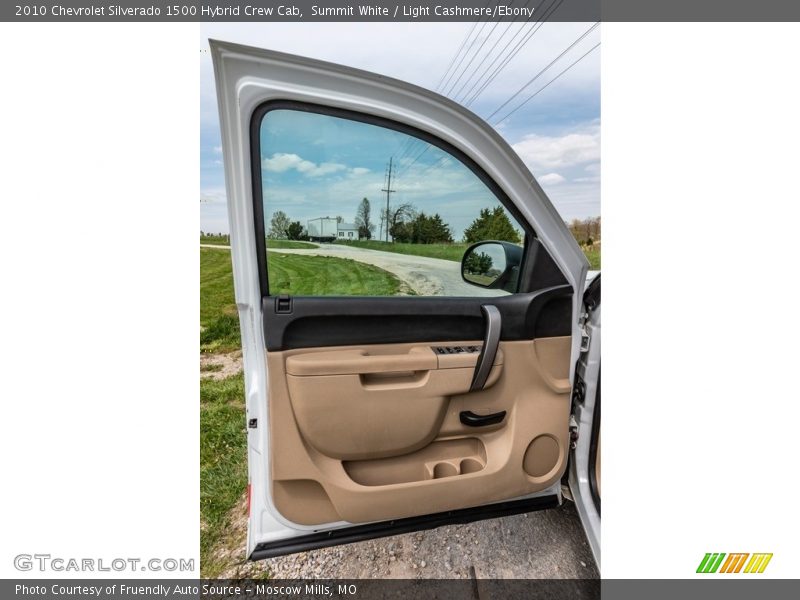 Door Panel of 2010 Silverado 1500 Hybrid Crew Cab
