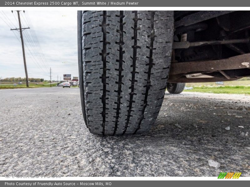 Summit White / Medium Pewter 2014 Chevrolet Express 2500 Cargo WT