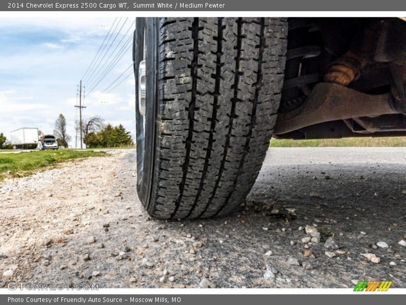 Summit White / Medium Pewter 2014 Chevrolet Express 2500 Cargo WT