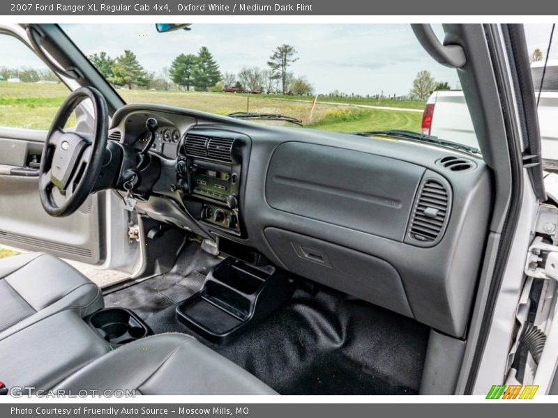 Dashboard of 2007 Ranger XL Regular Cab 4x4