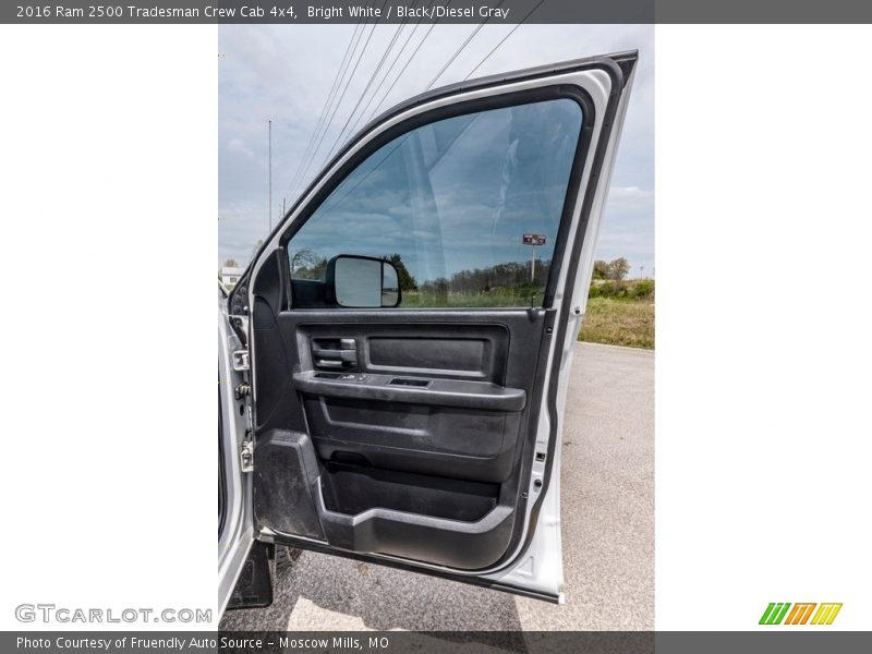 Bright White / Black/Diesel Gray 2016 Ram 2500 Tradesman Crew Cab 4x4
