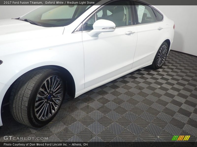 Oxford White / Medium Light Stone 2017 Ford Fusion Titanium