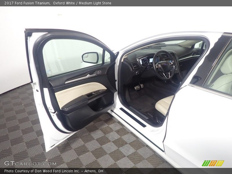 Oxford White / Medium Light Stone 2017 Ford Fusion Titanium