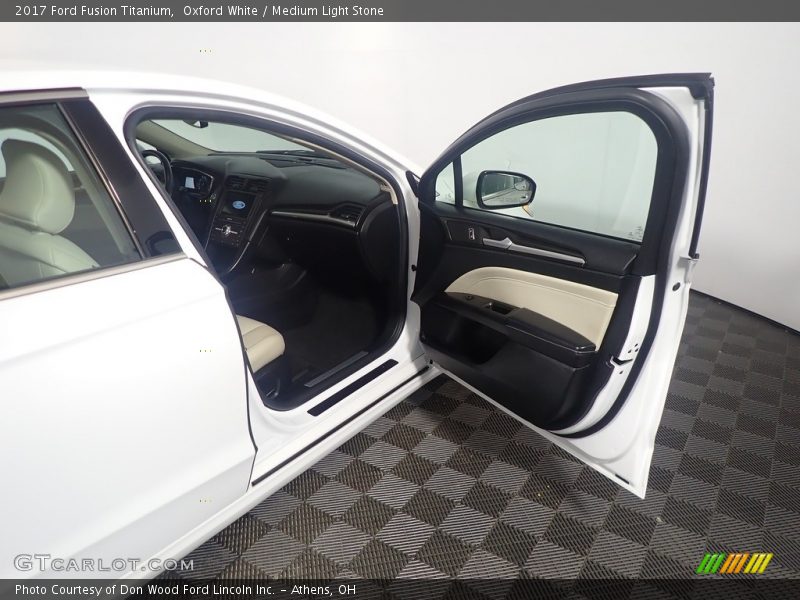 Oxford White / Medium Light Stone 2017 Ford Fusion Titanium