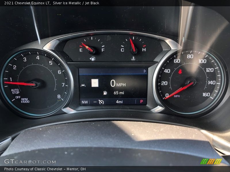 Silver Ice Metallic / Jet Black 2021 Chevrolet Equinox LT