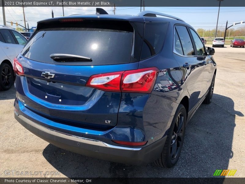 Pacific Blue Metallic / Jet Black 2021 Chevrolet Equinox LT