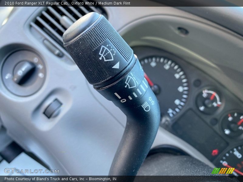 Oxford White / Medium Dark Flint 2010 Ford Ranger XLT Regular Cab