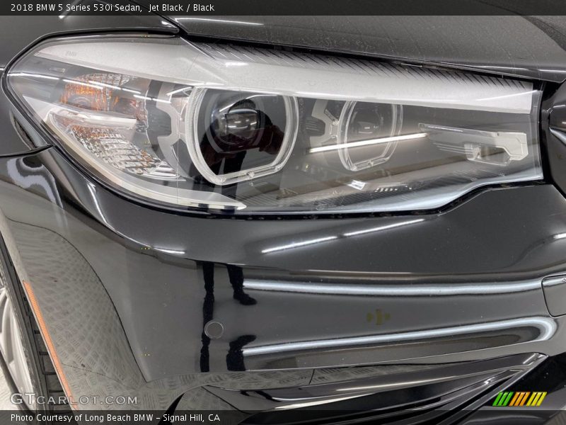 Jet Black / Black 2018 BMW 5 Series 530i Sedan