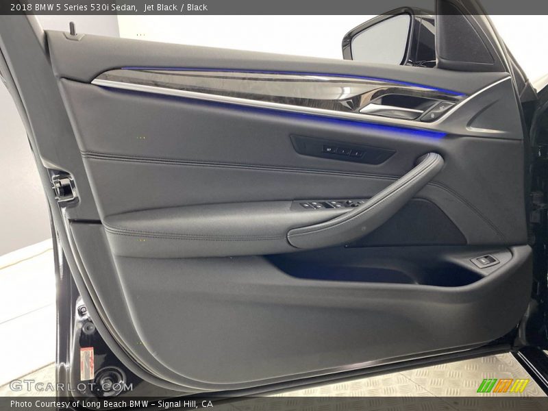 Jet Black / Black 2018 BMW 5 Series 530i Sedan