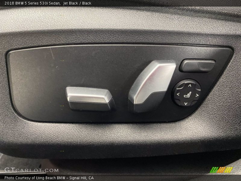 Jet Black / Black 2018 BMW 5 Series 530i Sedan