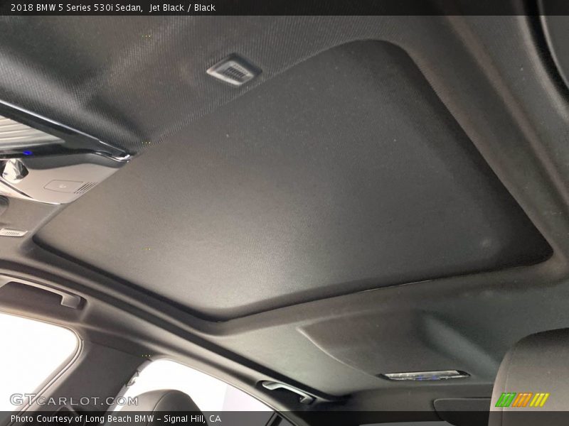 Jet Black / Black 2018 BMW 5 Series 530i Sedan