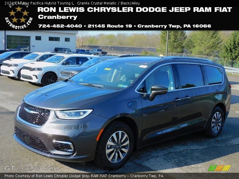 Granite Crystal Metallic / Black/Alloy 2021 Chrysler Pacifica Hybrid Touring L