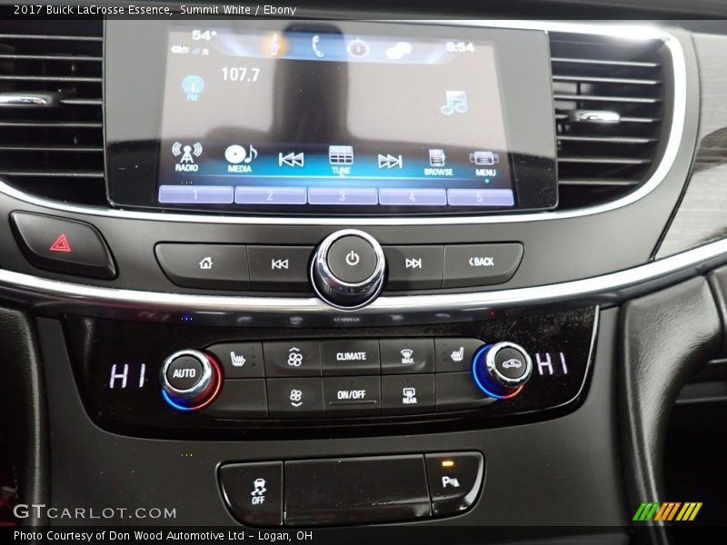 Summit White / Ebony 2017 Buick LaCrosse Essence