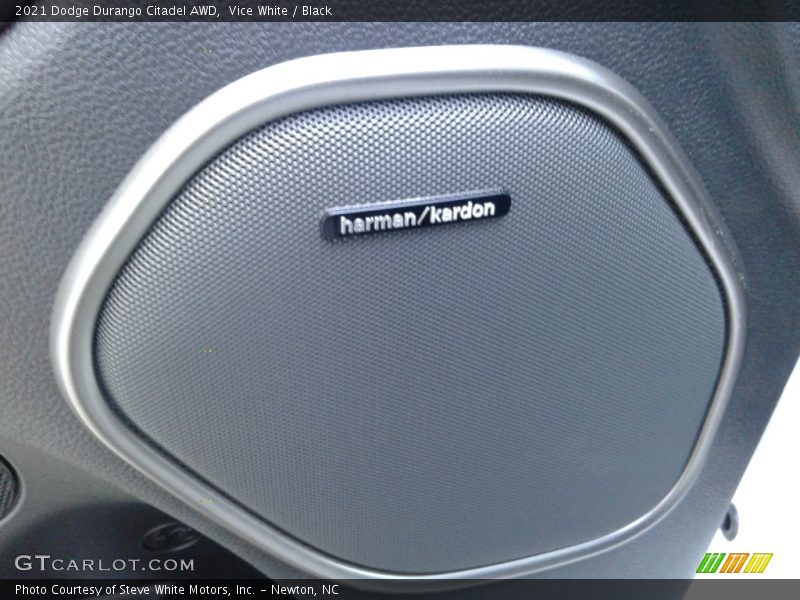 Vice White / Black 2021 Dodge Durango Citadel AWD