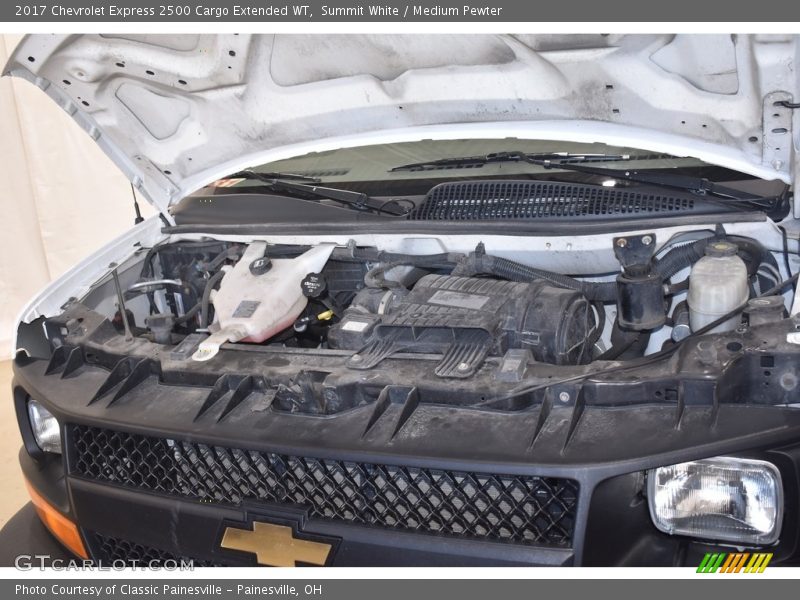 Summit White / Medium Pewter 2017 Chevrolet Express 2500 Cargo Extended WT