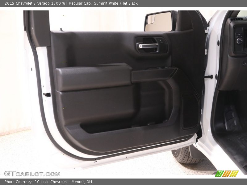 Summit White / Jet Black 2019 Chevrolet Silverado 1500 WT Regular Cab