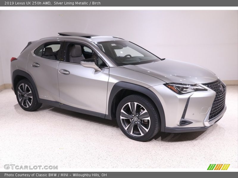 Front 3/4 View of 2019 UX 250h AWD