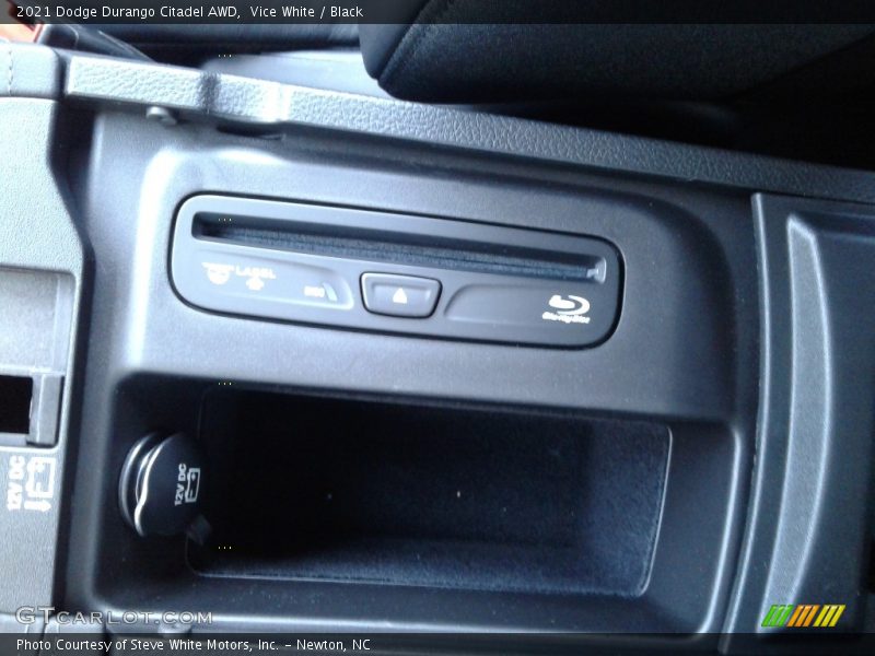 Vice White / Black 2021 Dodge Durango Citadel AWD