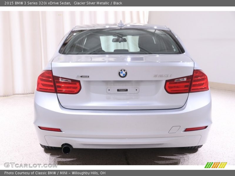 Glacier Silver Metallic / Black 2015 BMW 3 Series 320i xDrive Sedan