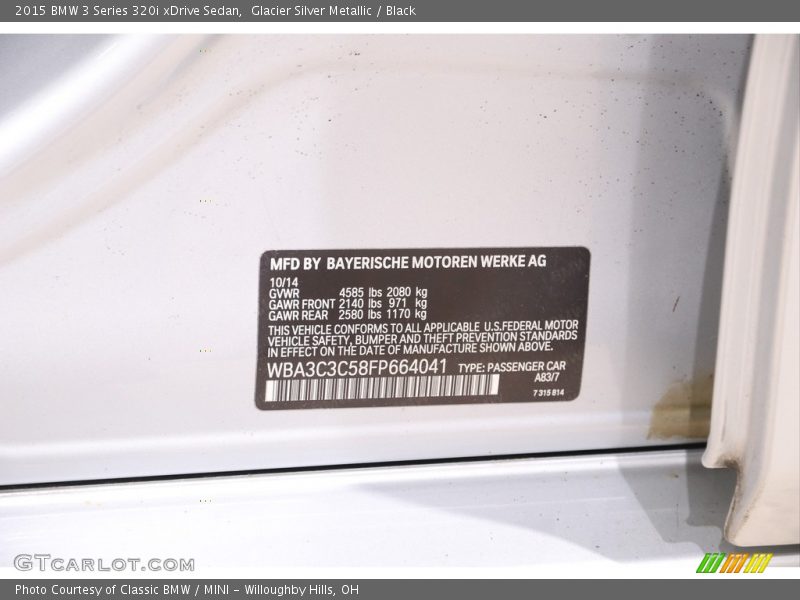 Glacier Silver Metallic / Black 2015 BMW 3 Series 320i xDrive Sedan