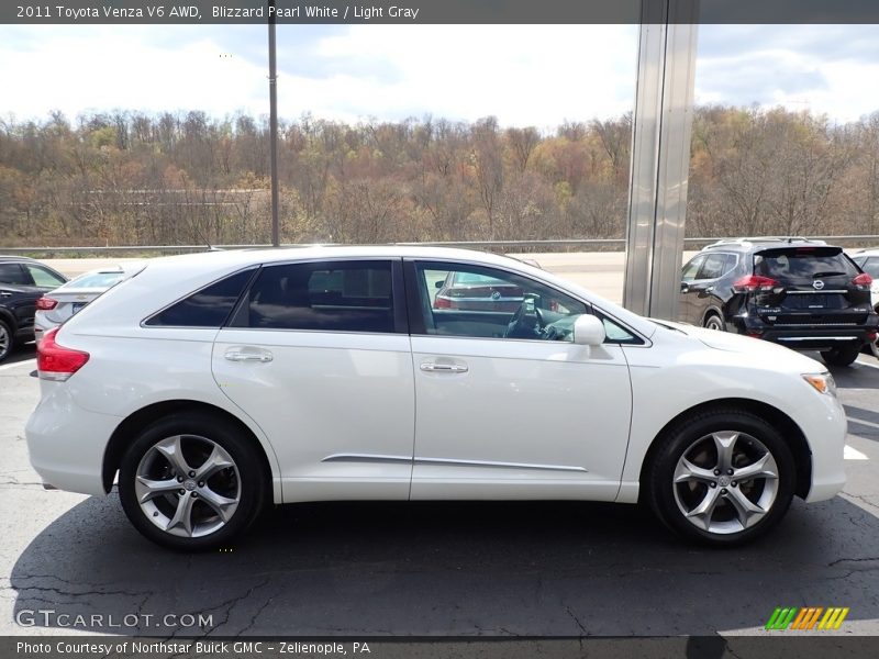 Blizzard Pearl White / Light Gray 2011 Toyota Venza V6 AWD