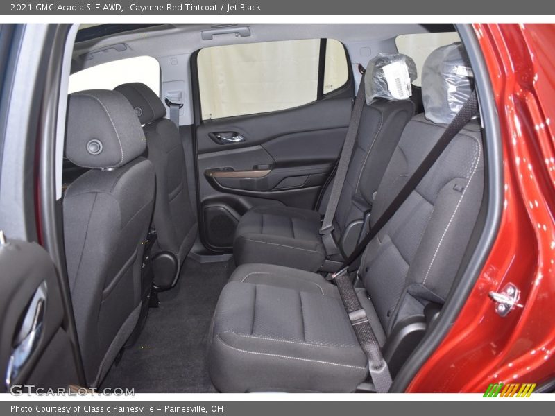 Cayenne Red Tintcoat / Jet Black 2021 GMC Acadia SLE AWD