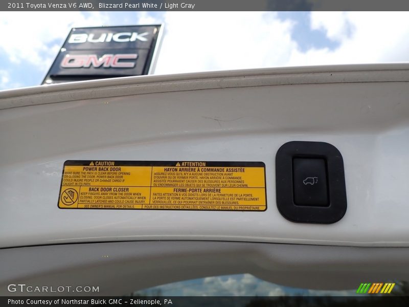 Blizzard Pearl White / Light Gray 2011 Toyota Venza V6 AWD