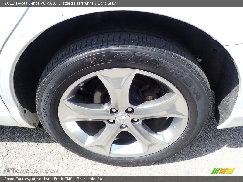 Blizzard Pearl White / Light Gray 2011 Toyota Venza V6 AWD