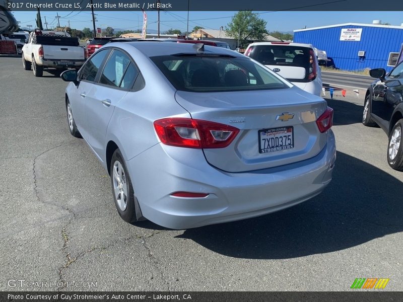 Arctic Blue Metallic / Jet Black 2017 Chevrolet Cruze LS