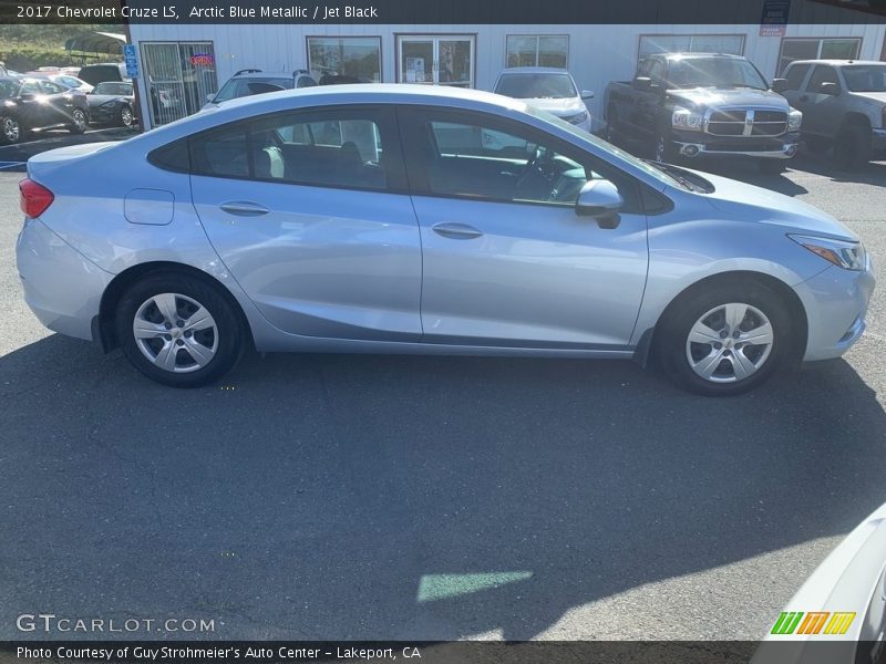 Arctic Blue Metallic / Jet Black 2017 Chevrolet Cruze LS