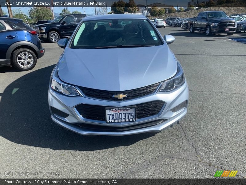 Arctic Blue Metallic / Jet Black 2017 Chevrolet Cruze LS