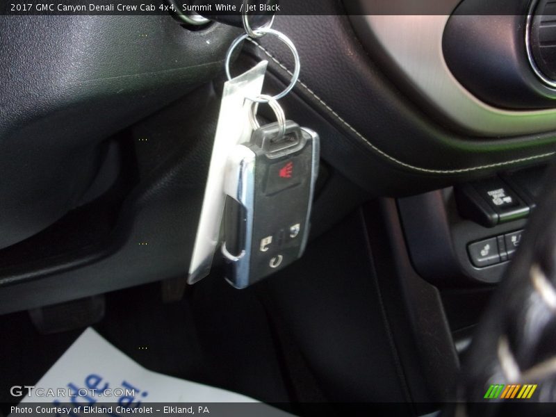 Summit White / Jet Black 2017 GMC Canyon Denali Crew Cab 4x4