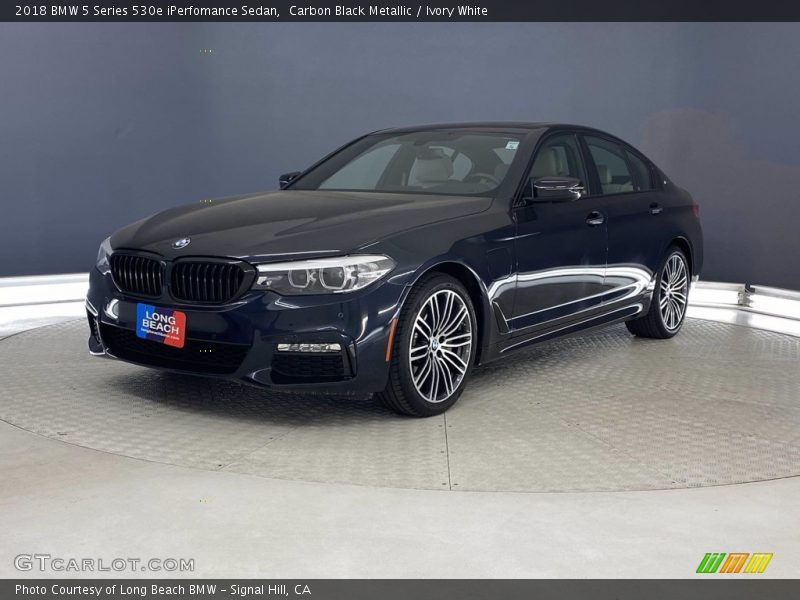 Carbon Black Metallic / Ivory White 2018 BMW 5 Series 530e iPerfomance Sedan