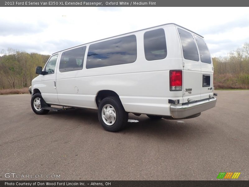 Oxford White / Medium Flint 2013 Ford E Series Van E350 XL Extended Passenger