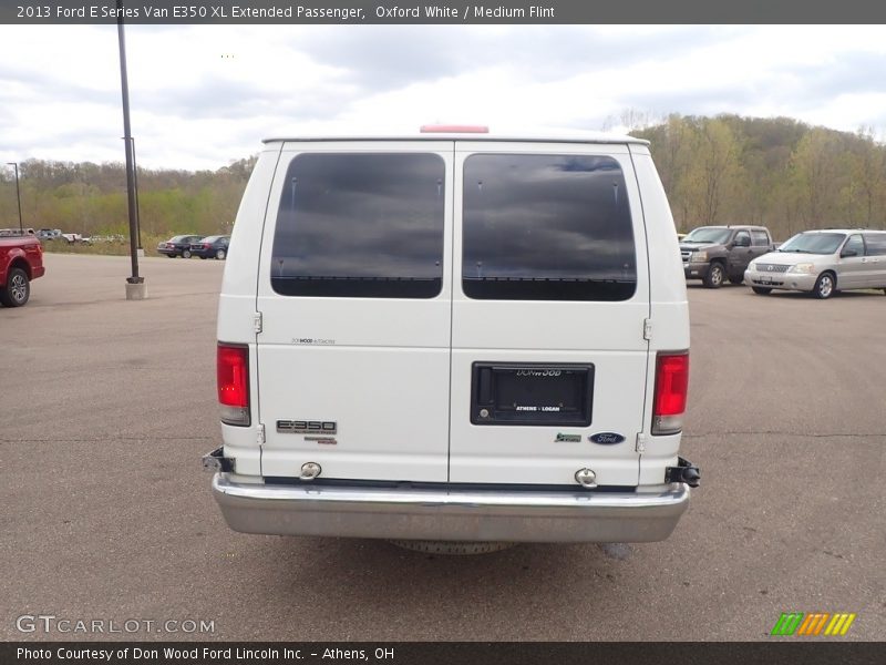 Oxford White / Medium Flint 2013 Ford E Series Van E350 XL Extended Passenger