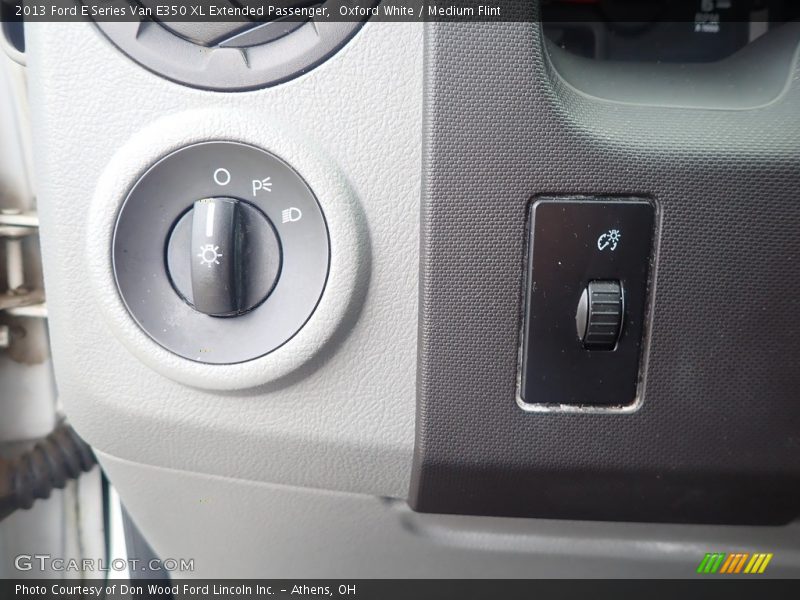 Oxford White / Medium Flint 2013 Ford E Series Van E350 XL Extended Passenger