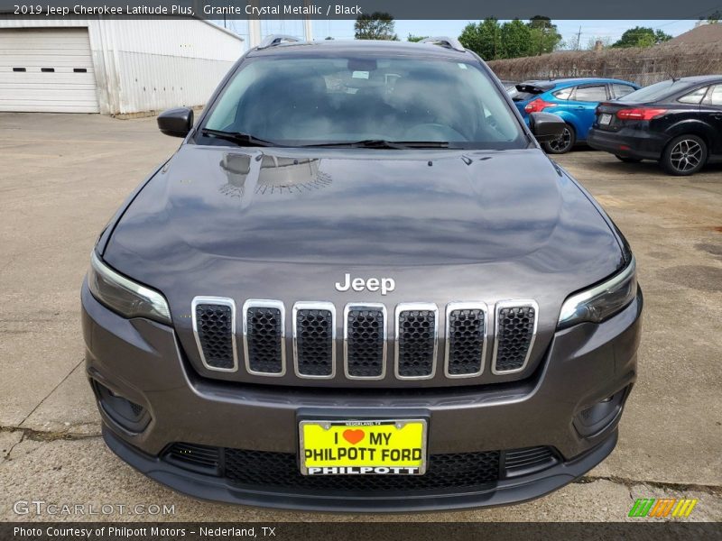 Granite Crystal Metallic / Black 2019 Jeep Cherokee Latitude Plus